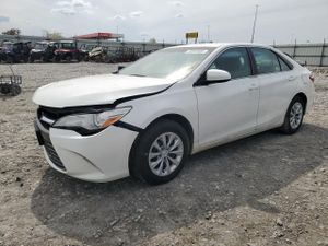 Toyota Camry LE 2.5L 4 2015