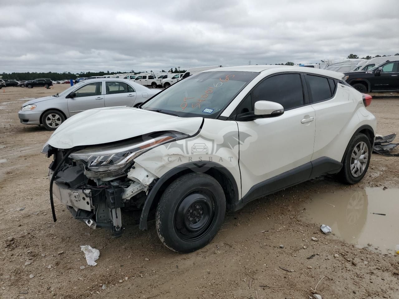 Toyota C-HR XLE 2.0L 4 2020