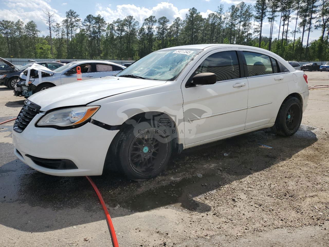 Chrysler 200 LX 2.4L  4 2013