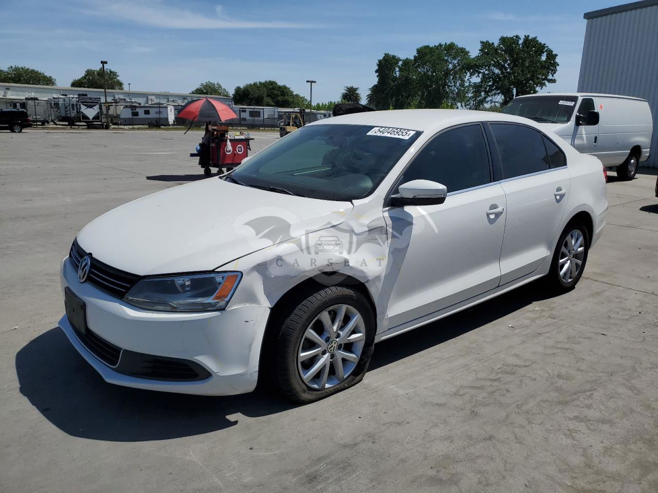 Volkswagen Jetta SE 2.5L  5 2013