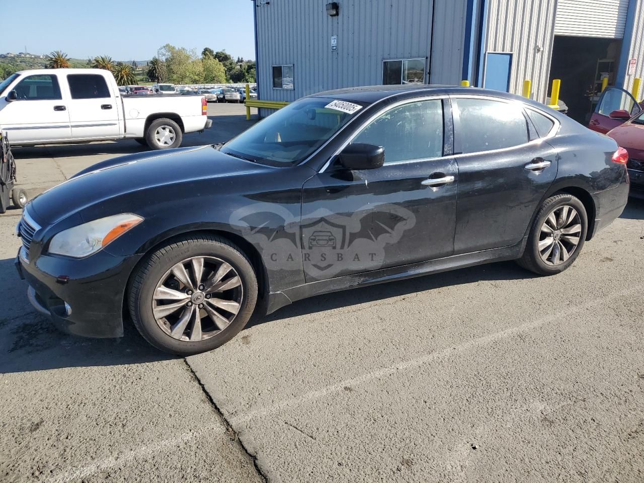 Infiniti M56 5.6L 8 2011