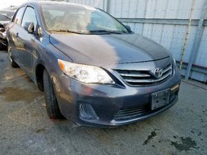 Toyota Corolla BASE 1.8L 4 2013
