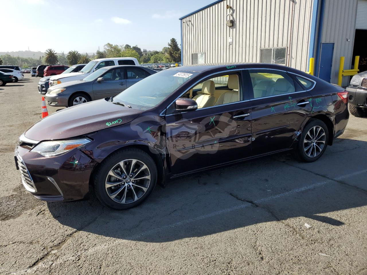 Toyota Avalon XLE 3.5L  6 2016