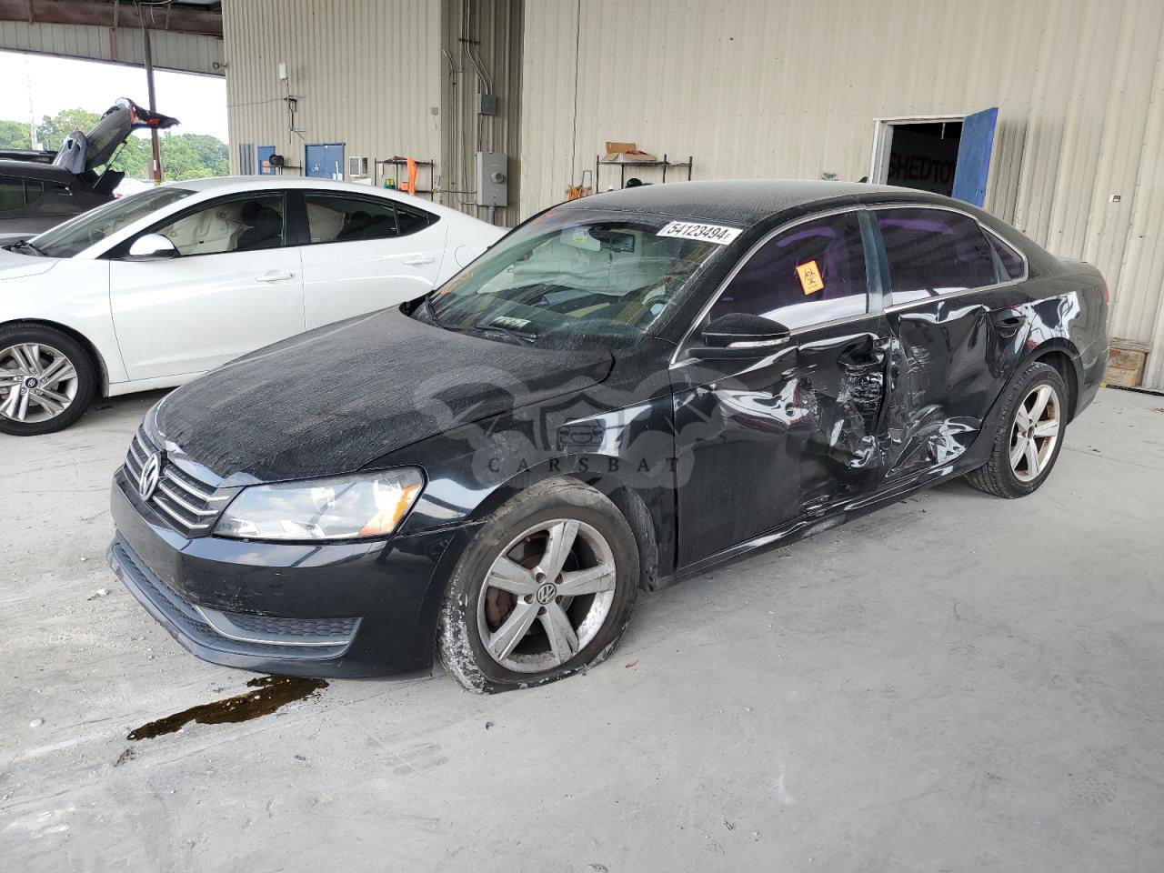 Volkswagen Passat SE 2.5L  5 2012