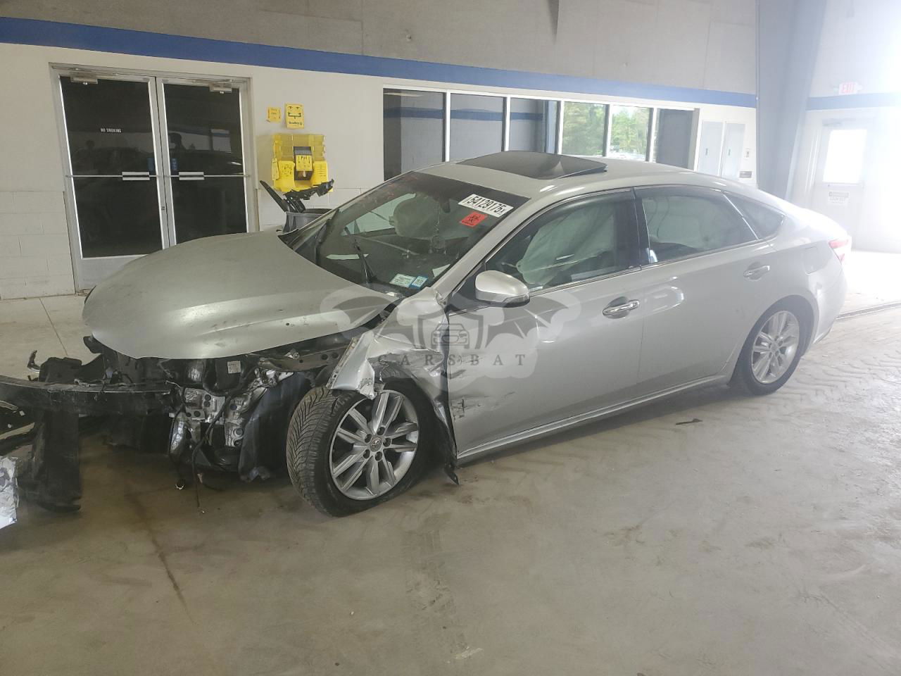 Toyota Avalon BASE 3.5L  6 2013