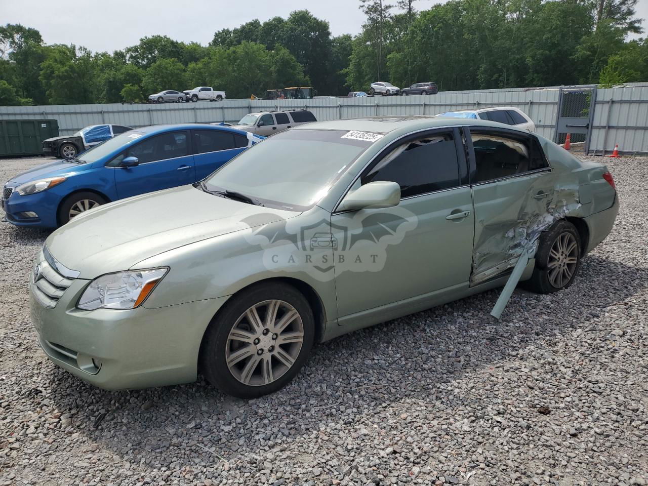 Toyota Avalon XL 3.5L  6 2006