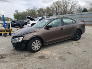 Volkswagen Jetta BASE 2 L 4 2015