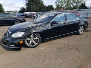 Mercedes-Benz S 550 4MATIC 4.6L 8 2013