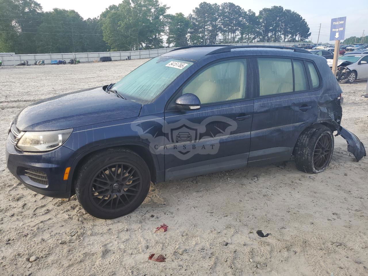 Volkswagen Tiguan S 2.0L  4 2016