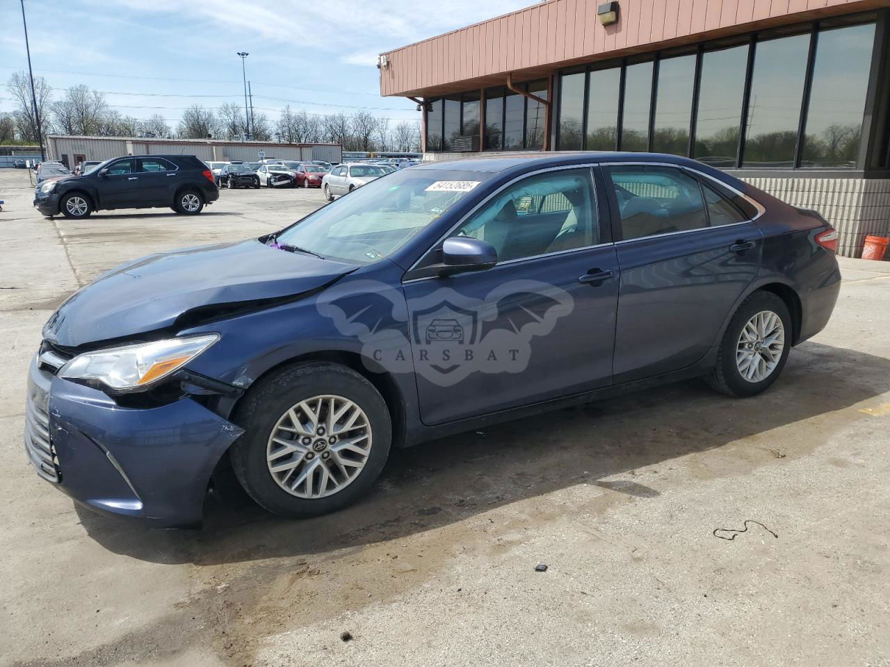 Toyota Camry LE 2.5L  4 2017