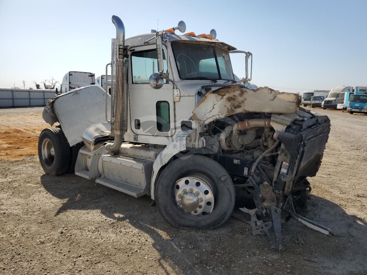 Peterbilt 384 12.9L 6 2013