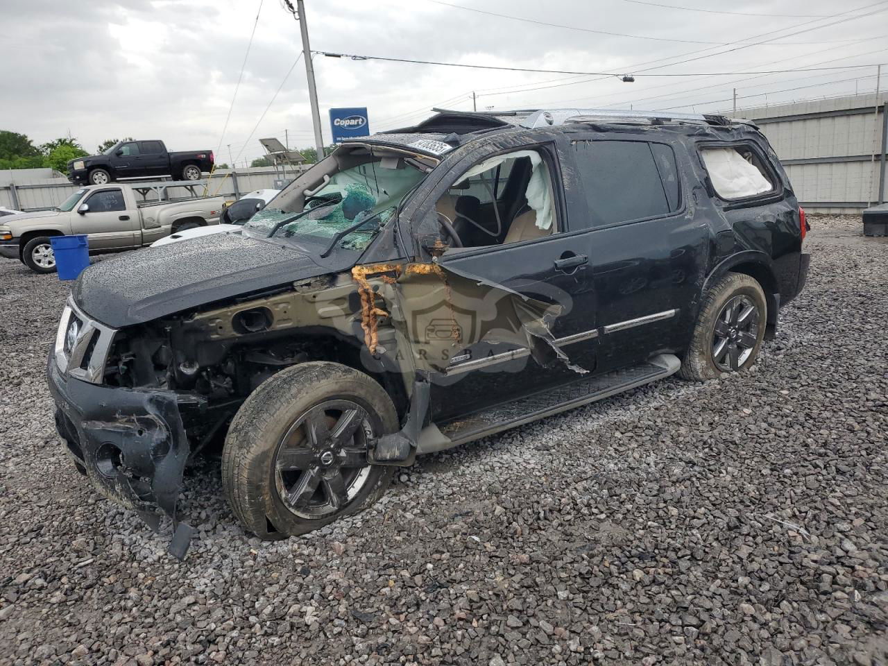 Nissan Armada SV 5.6L  8 2013