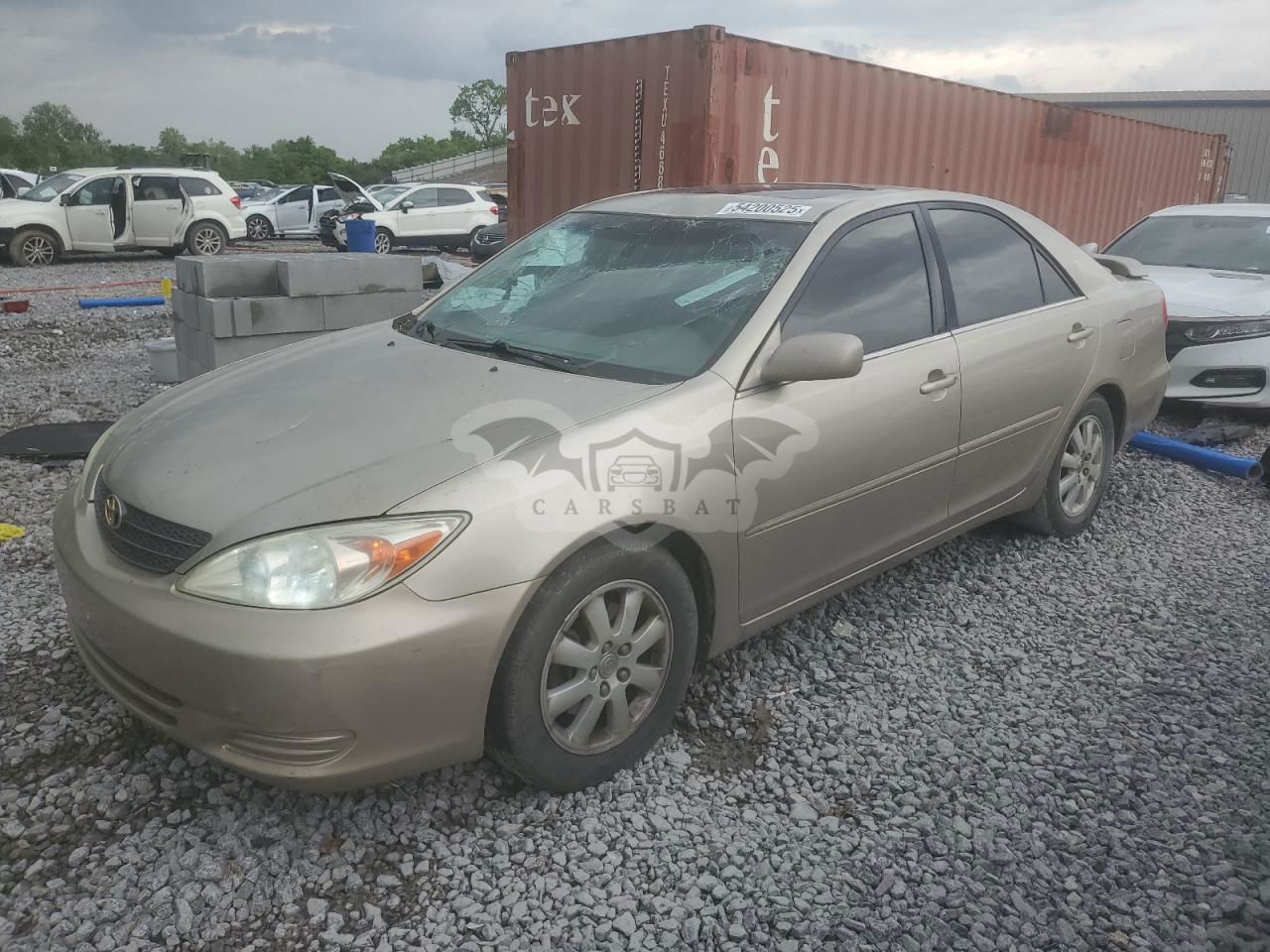 Toyota Camry LE 3.0L  6 2002