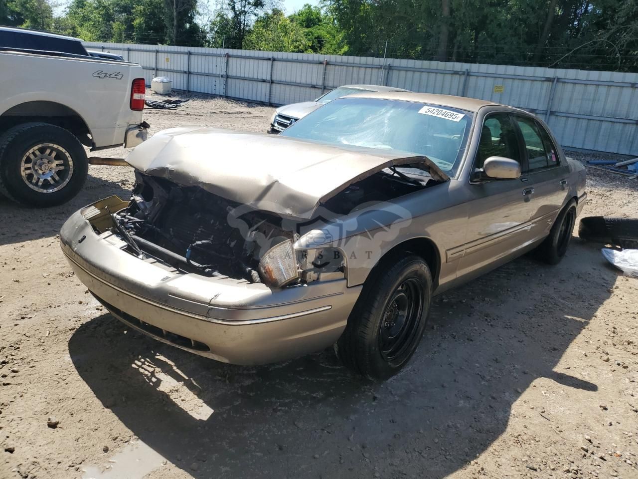 Ford Crown LX 4.6L 8 2003