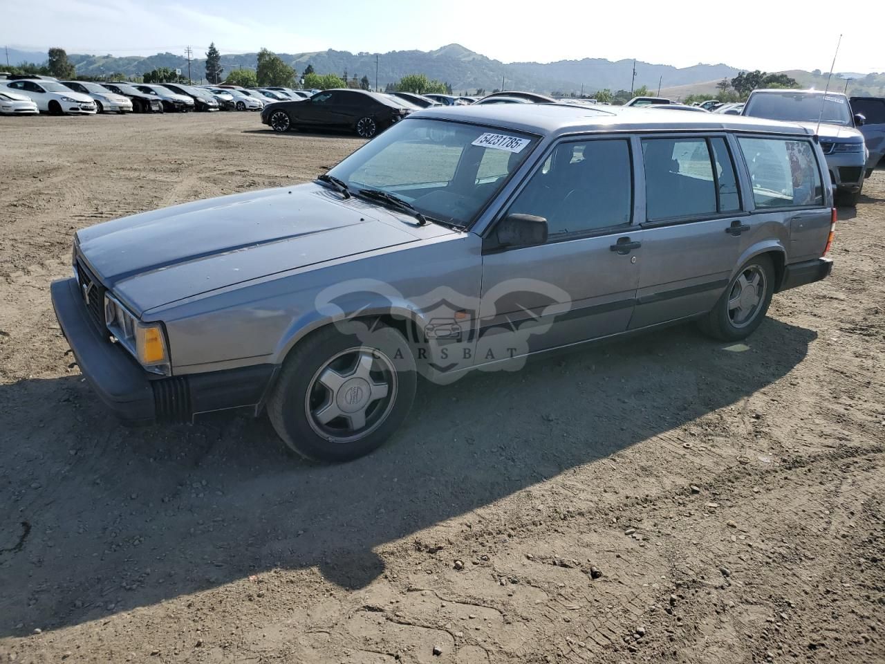 Volvo 740 GLE 2.3L 4 1987