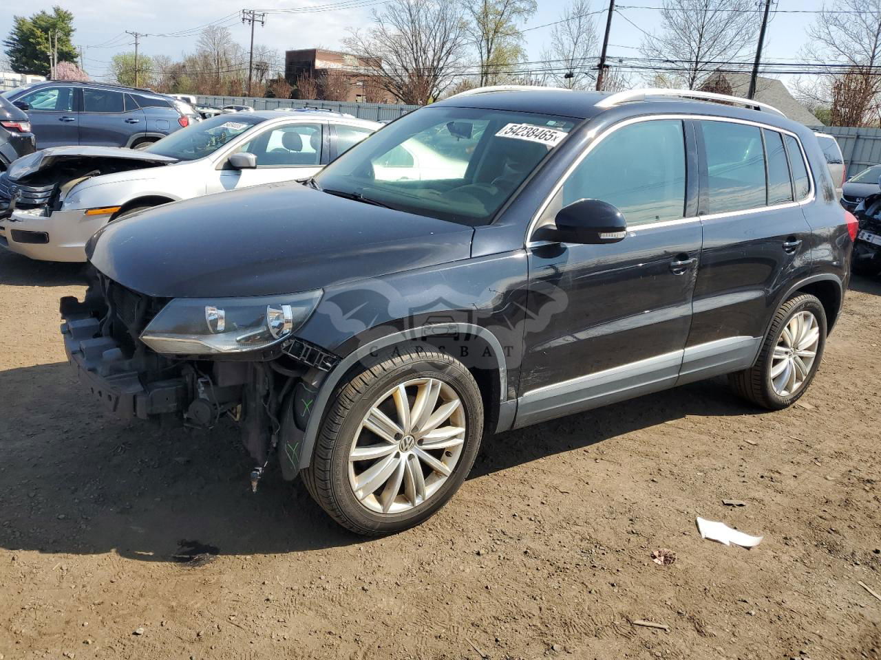 Volkswagen Tiguan S 2.0L  4 2013