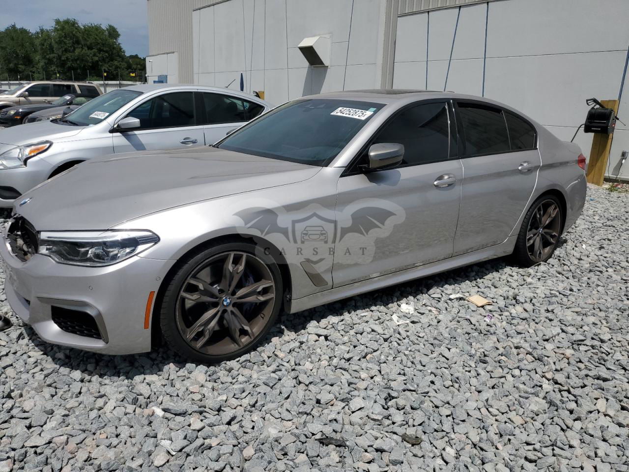 BMW M5 4.4L  8 2019