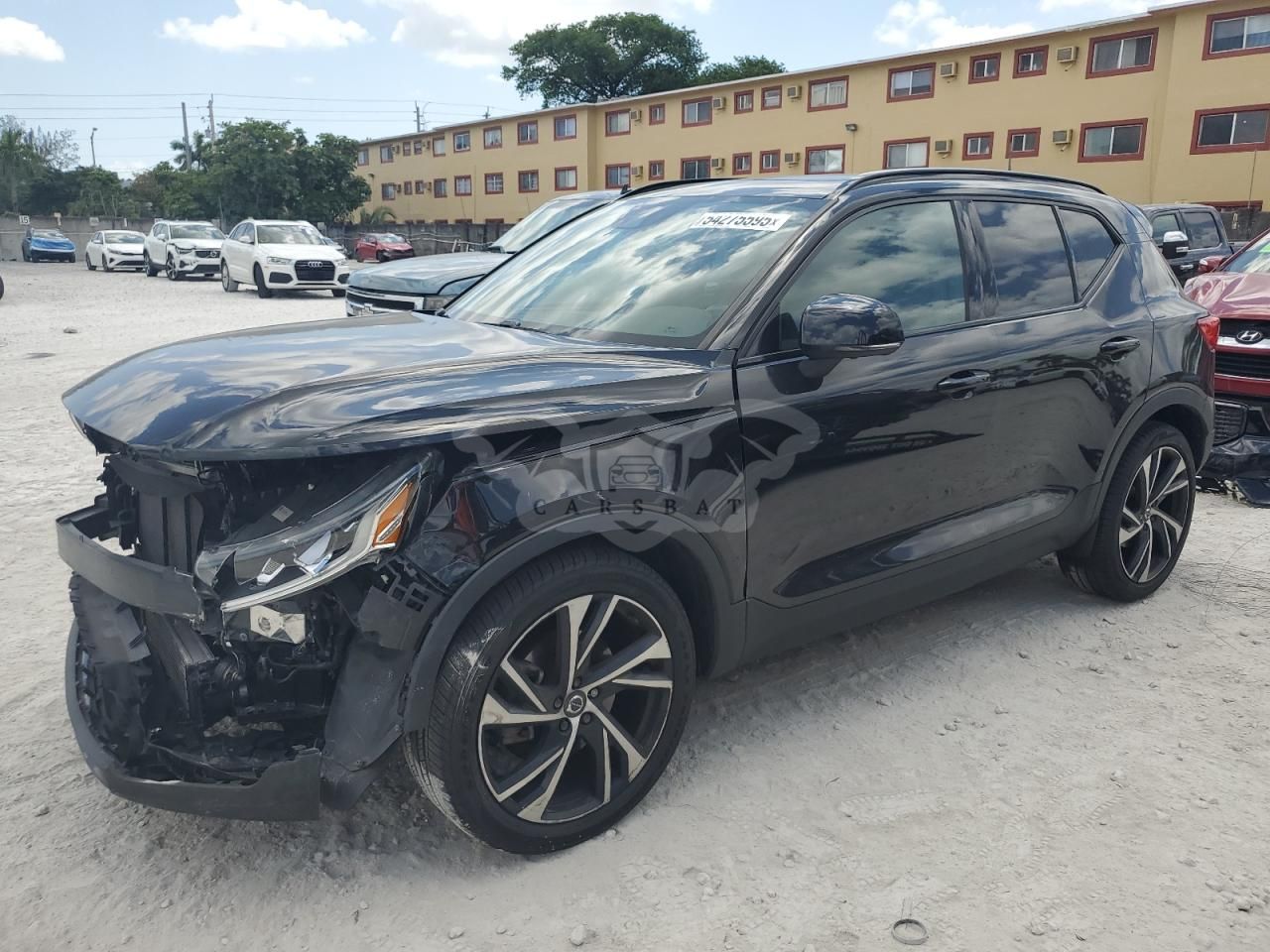 Volvo XC40 T4 R-DESIGN 2.0L 4 2021