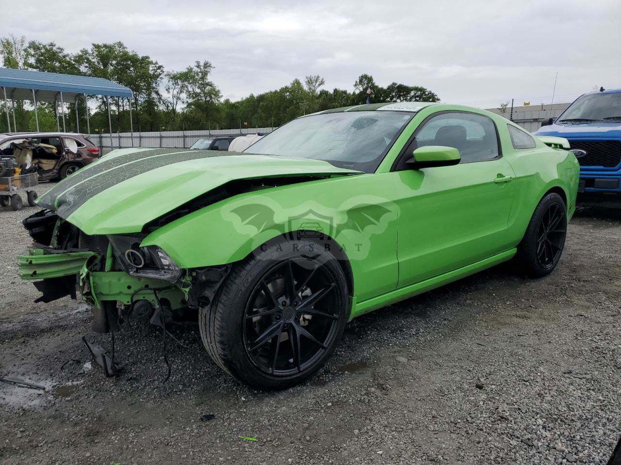 Ford Mustang 3.7L  6 2013