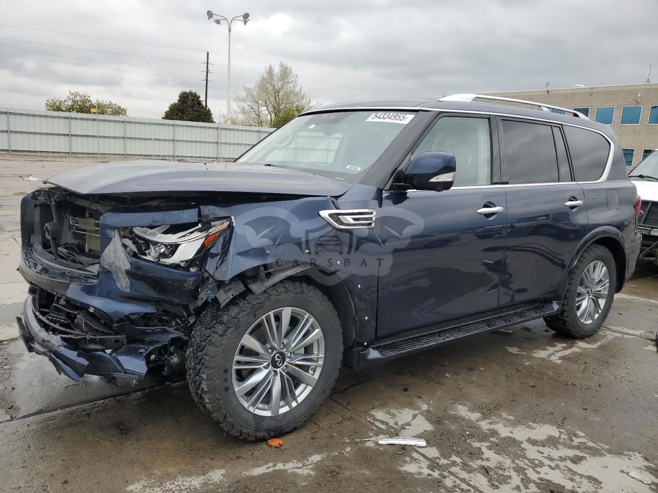 Infiniti QX80 LUXE 5.6L  8 2021