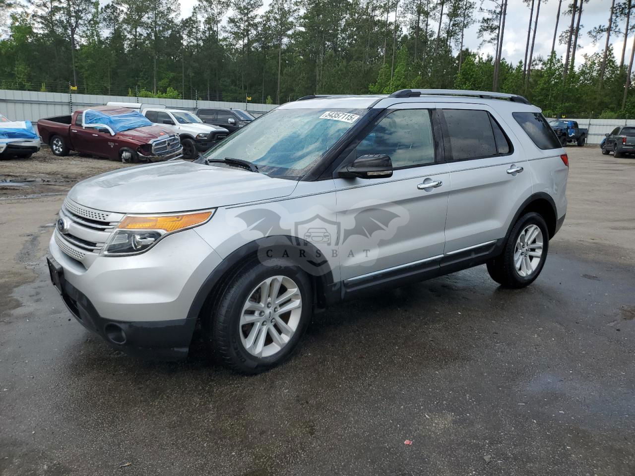 Ford Explorer XLT 3.5L  6 2013