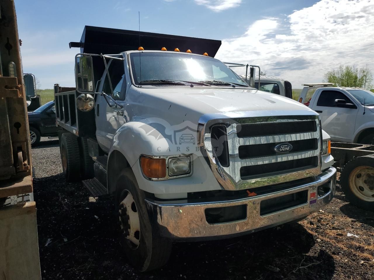 Ford F750 SUPER DUTY 6.7L 6 2011