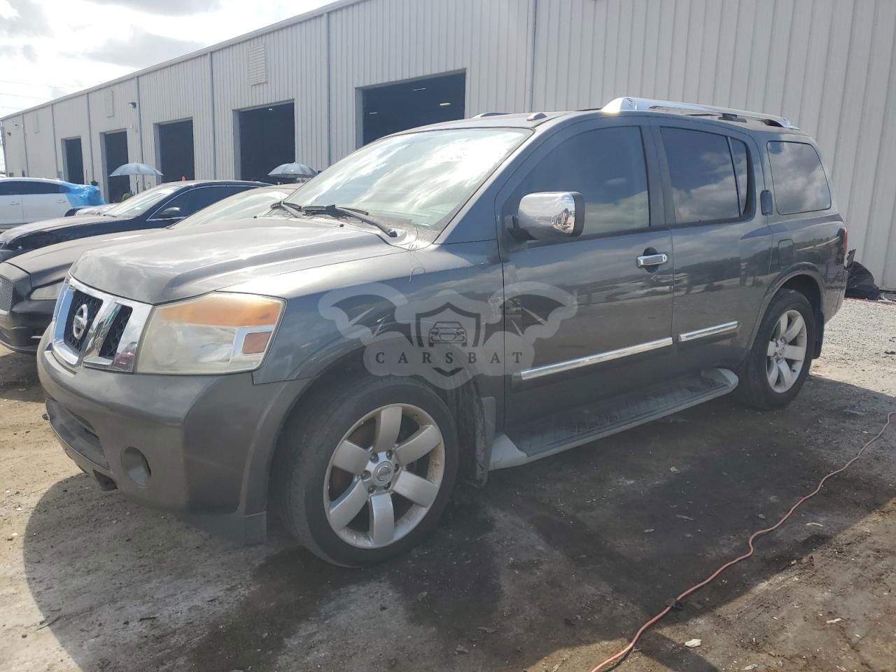 Nissan Armada SE 5.6L  8 2010