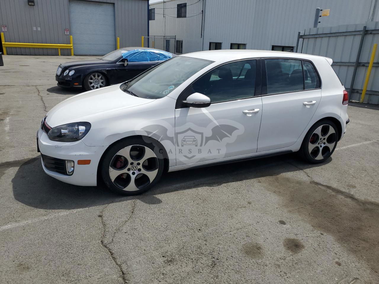 Volkswagen Golf 2.0L  4 2012