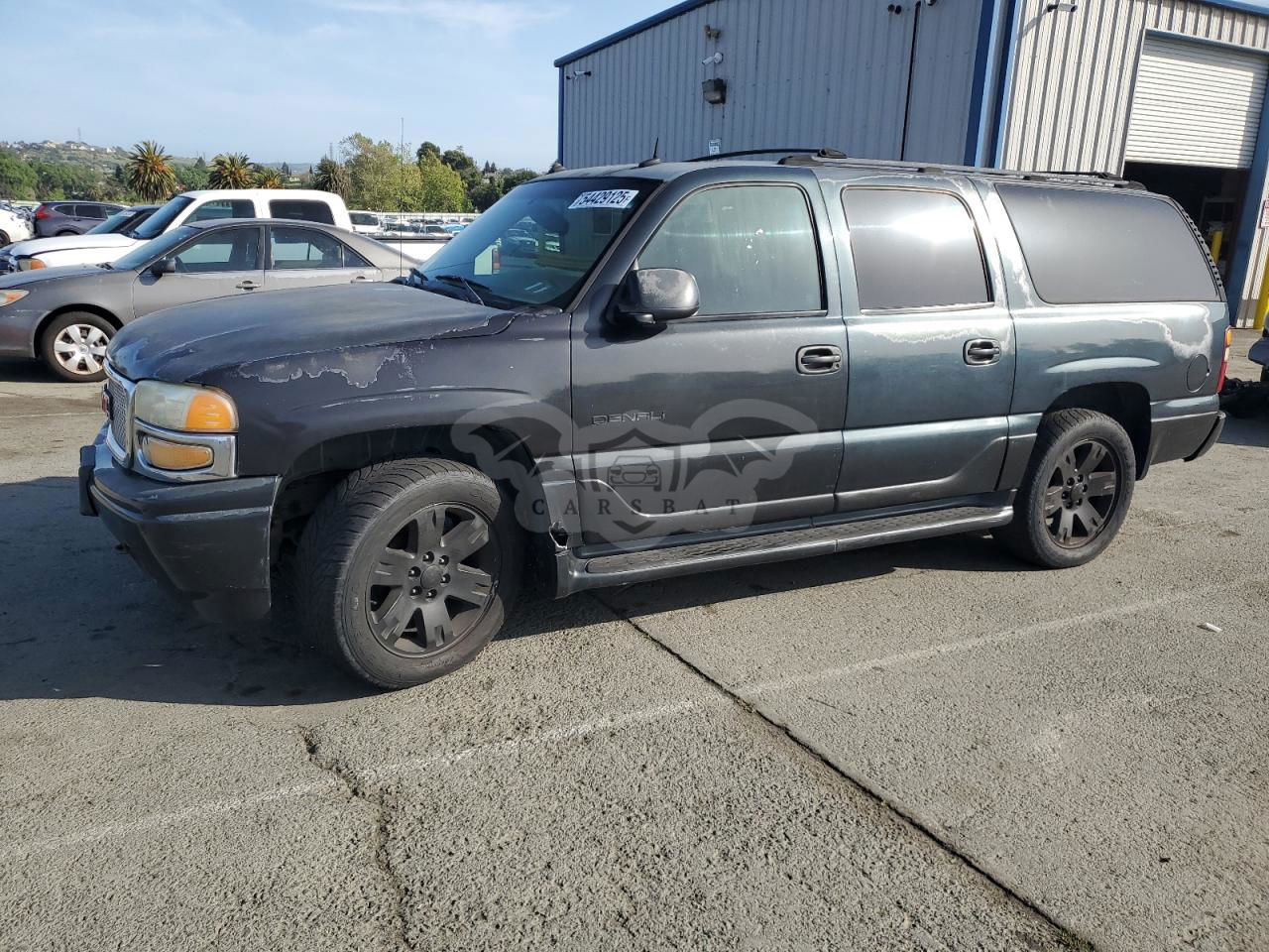 GMC Yukon DENALI 6.0L  8 2003