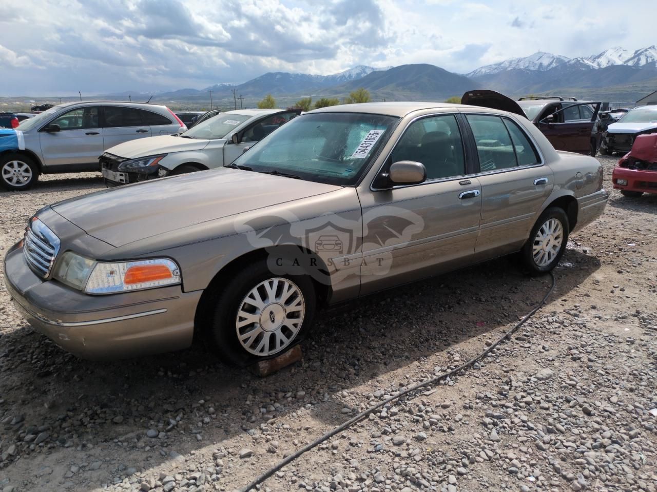 Ford Crown LX 4.6L 8 2003