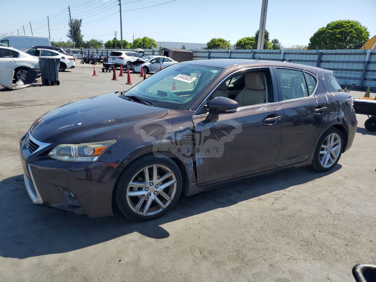 Lexus CT 200 1.8L  4 2014
