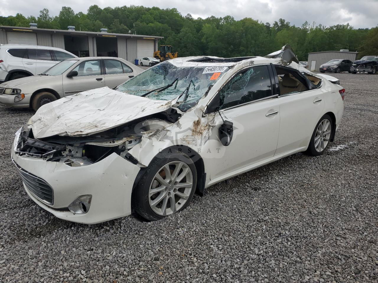Toyota Avalon BASE 3.5L  6 2013