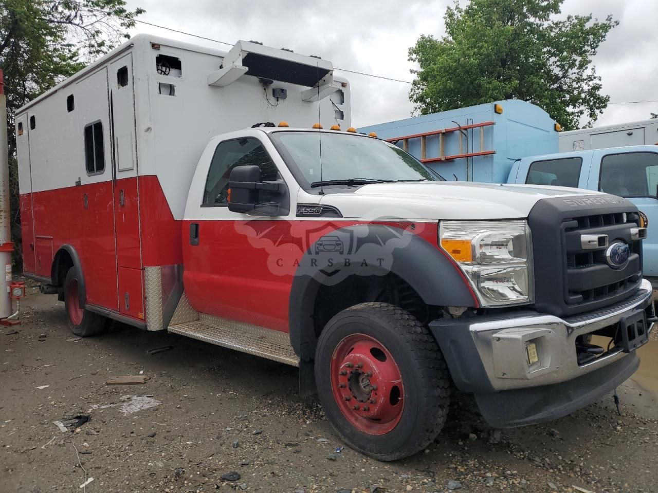 Ford F550 SUPER DUTY 6.7L 8 2012