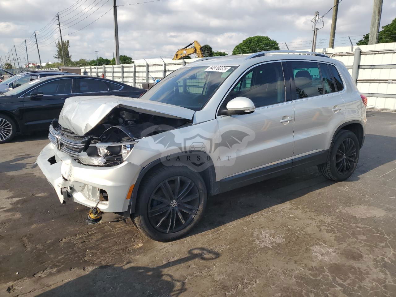 Volkswagen Tiguan S 2.0L  4 2013