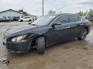 Nissan Maxima S 3.5L 6 2012