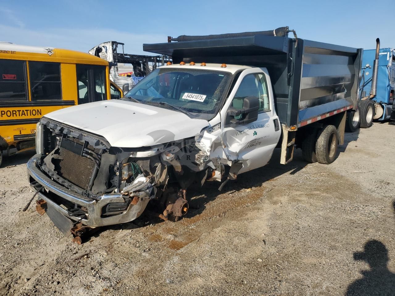Ford F550 SUPER DUTY 6.8L 10 2011