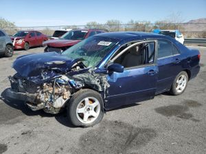 Toyota Corolla CE 1.8L 4 2005