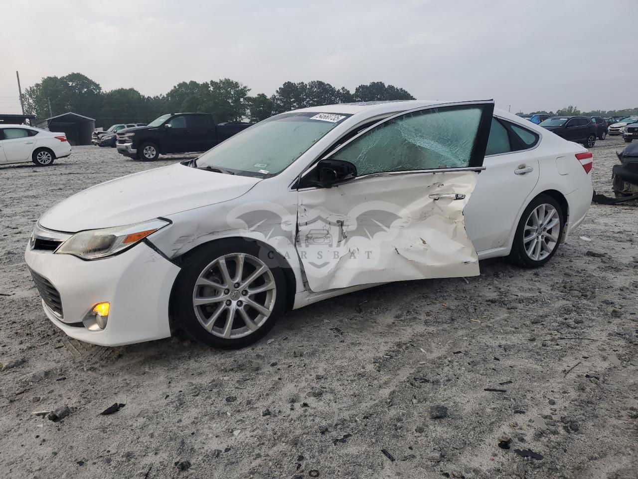 Toyota Avalon BASE 3.5L  6 2014