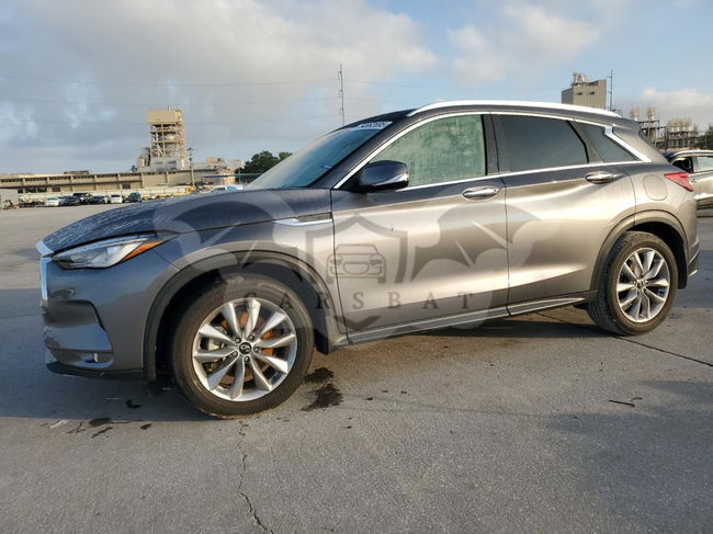 Infiniti QX50 LUXE 2.0L  4 2022