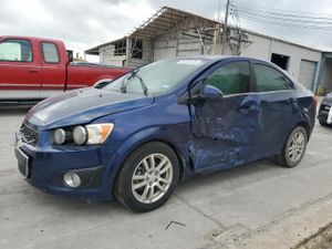 Chevrolet Aveo (Sonic) LT 1.8L 4 2014