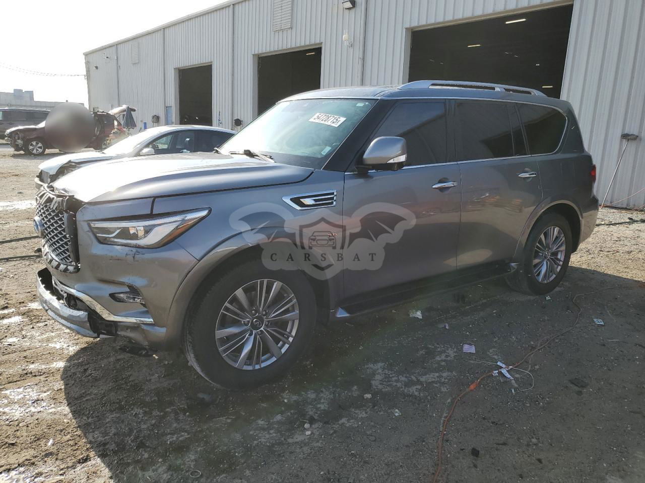 Infiniti QX80 LUXE 5.6L  8 2020