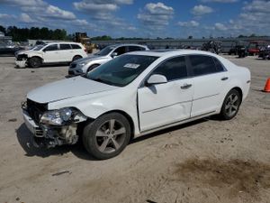 Chevrolet Malibu 1LT 2.4L 4 2012