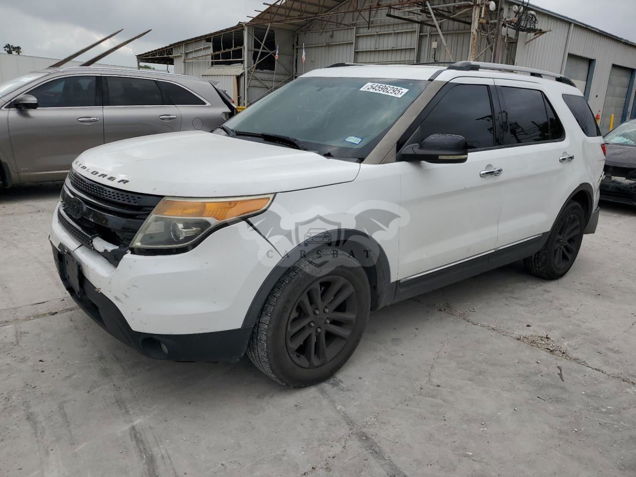 Ford Explorer XLT 3.5L  6 2013