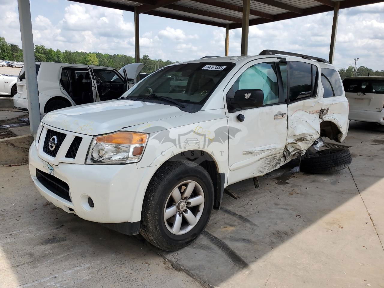 Nissan Armada SV 5.6L  8 2013