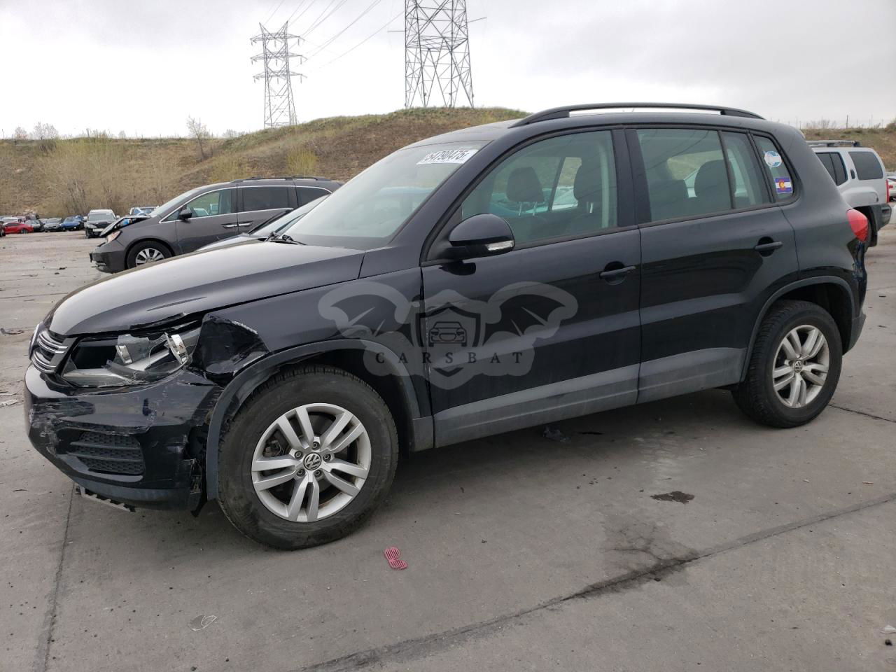 Volkswagen Tiguan S 2.0L  4 2017