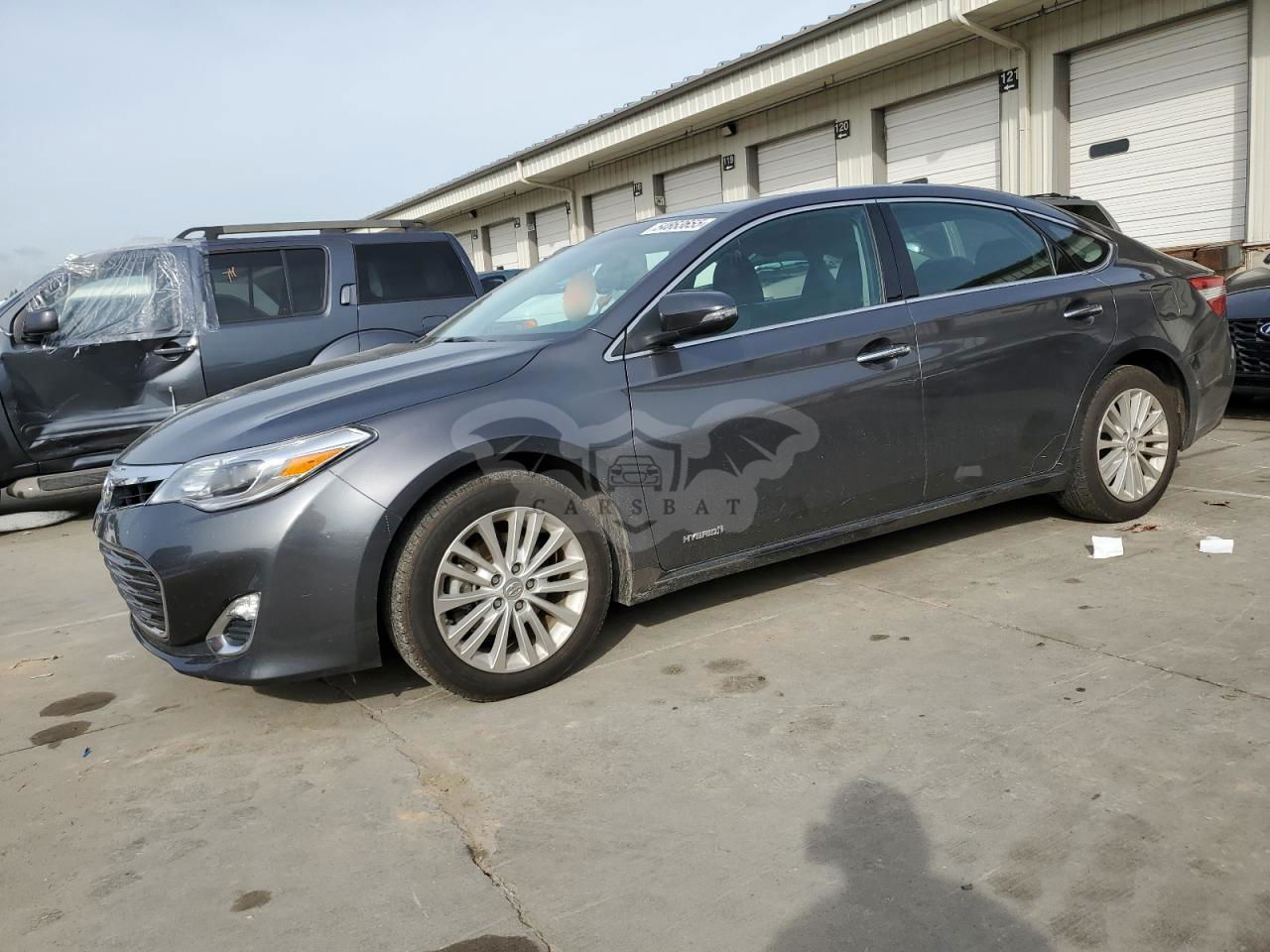 Toyota Avalon HYBRID 2.5L  4 2013