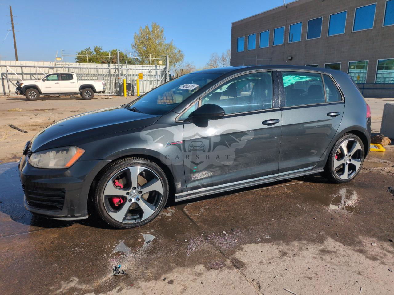 Volkswagen Golf 2  L  4 2015