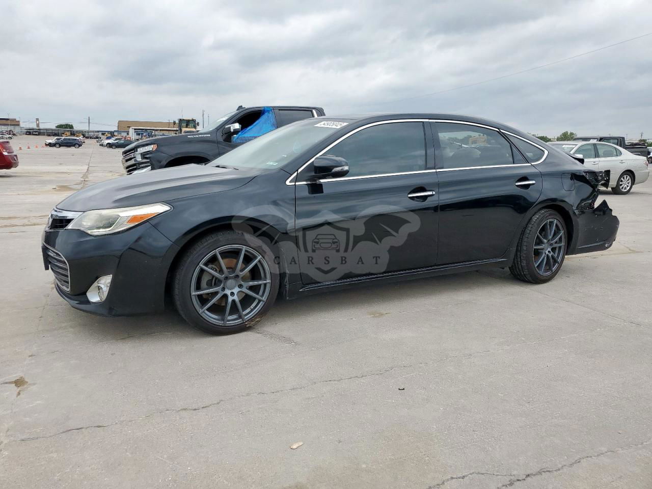 Toyota Avalon BASE 3.5L  6 2013