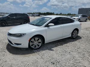 Chrysler 200 LIMITED 2.4L 4 2015