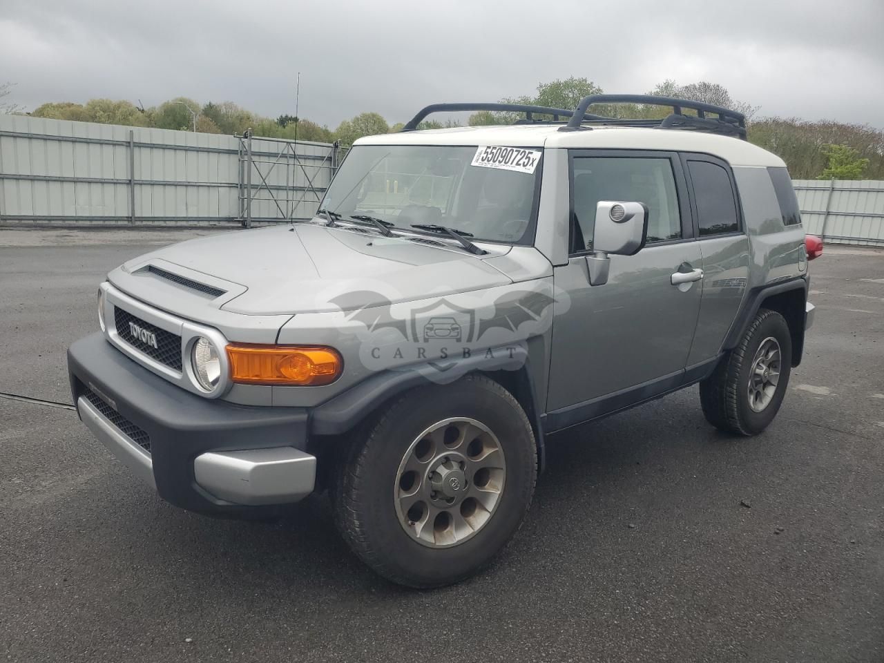 Toyota FJ Cruiser 4.0L 6 2011